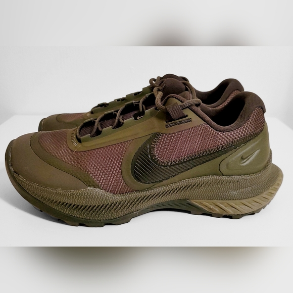 Nike React SFB Carbon Low Men's Size 9 US Elite Outdoor Shoes CZ7399 330 Olive - Picture 2 of 9